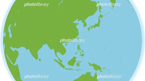 爱德华兹不幸受伤！面颊被杜兰特肘撞，痛苦退场回更衣室